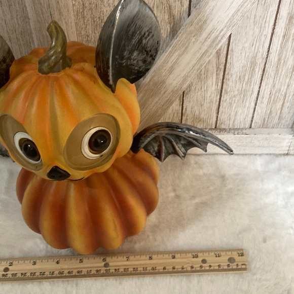 Big Batty Pumpkin - Picture 4 of 4